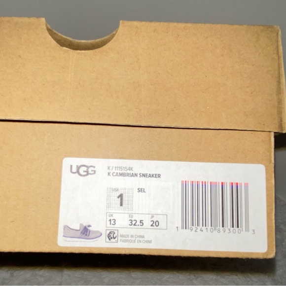 Kid’s sneakers UGG size 1 - Picture 7 of 8